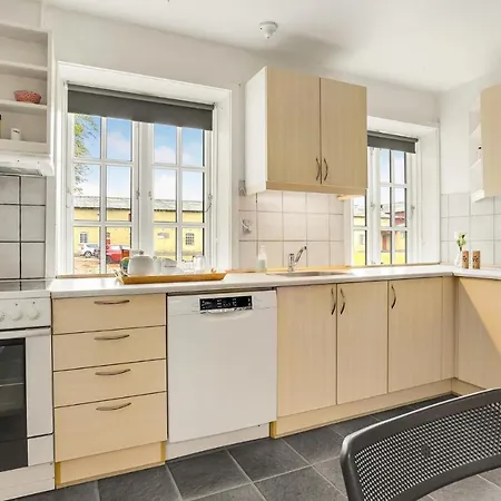 In With Kitchen Semesterbostad