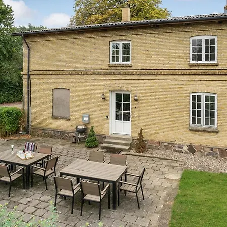 Semesterbostad In With Kitchen Kvaerndrup